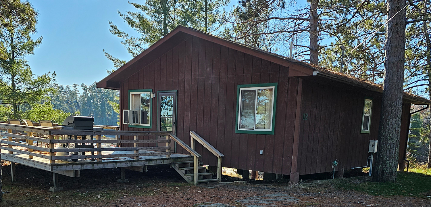 Island View Lodge Cabin 12