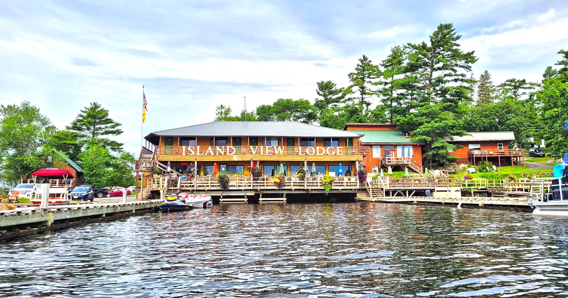 Island View Lodge - Resort on Rainy Lake